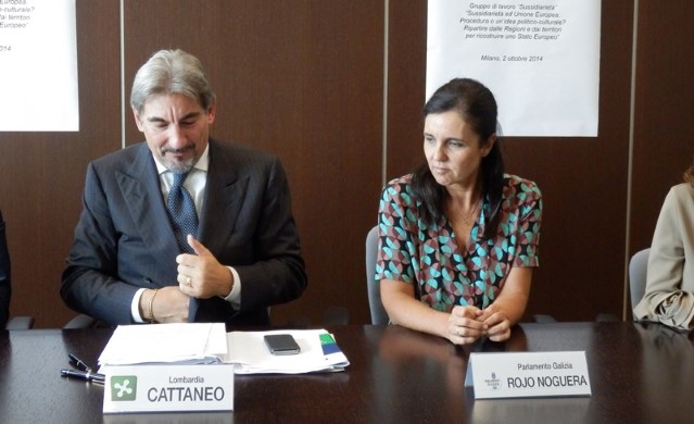 A presidenta do Parlamento de Galiciae da CALRE, co presidente do Parlamento rexional de Lombardía